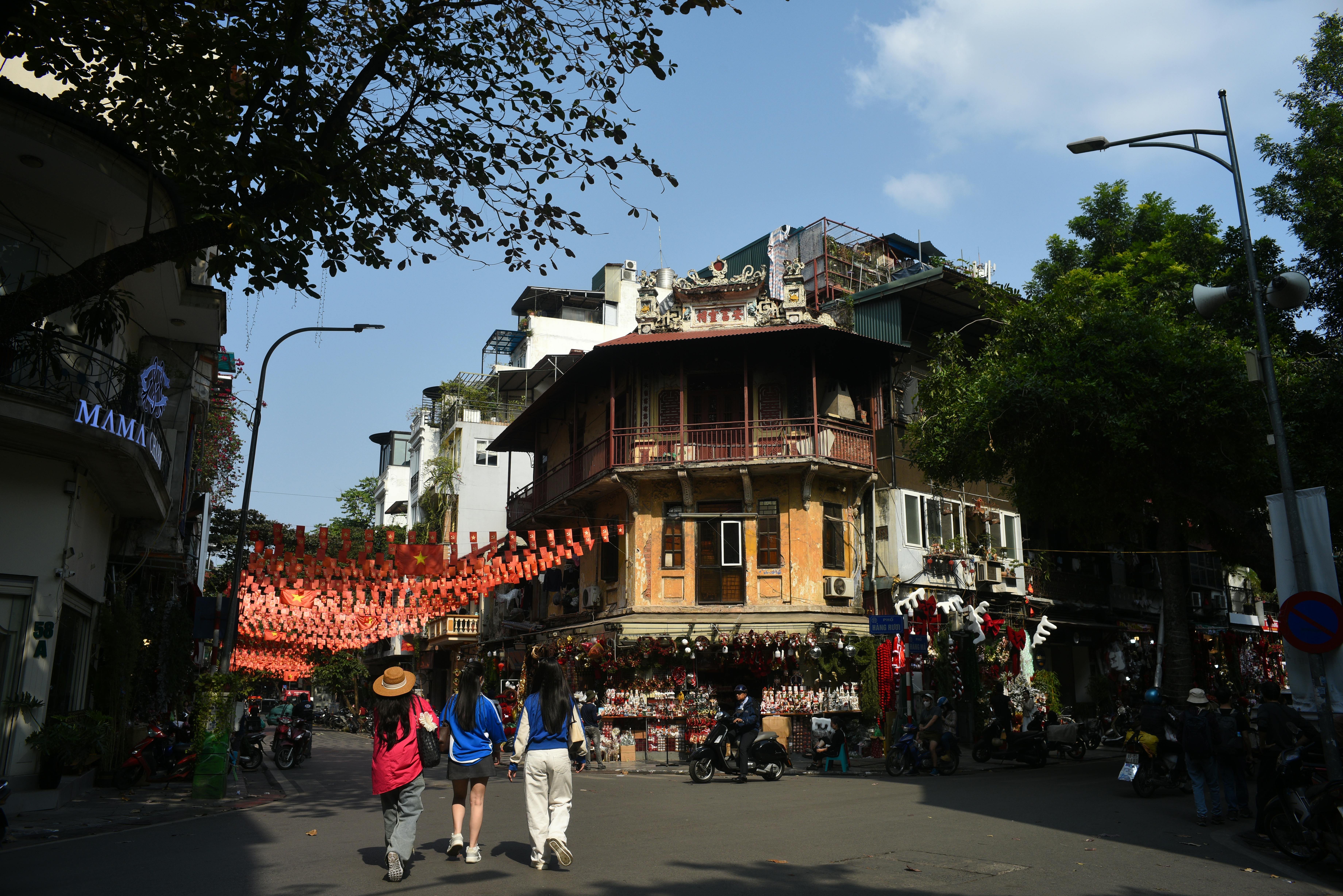 Hanoi Old Quarter: The Street Food Route We'd Walk