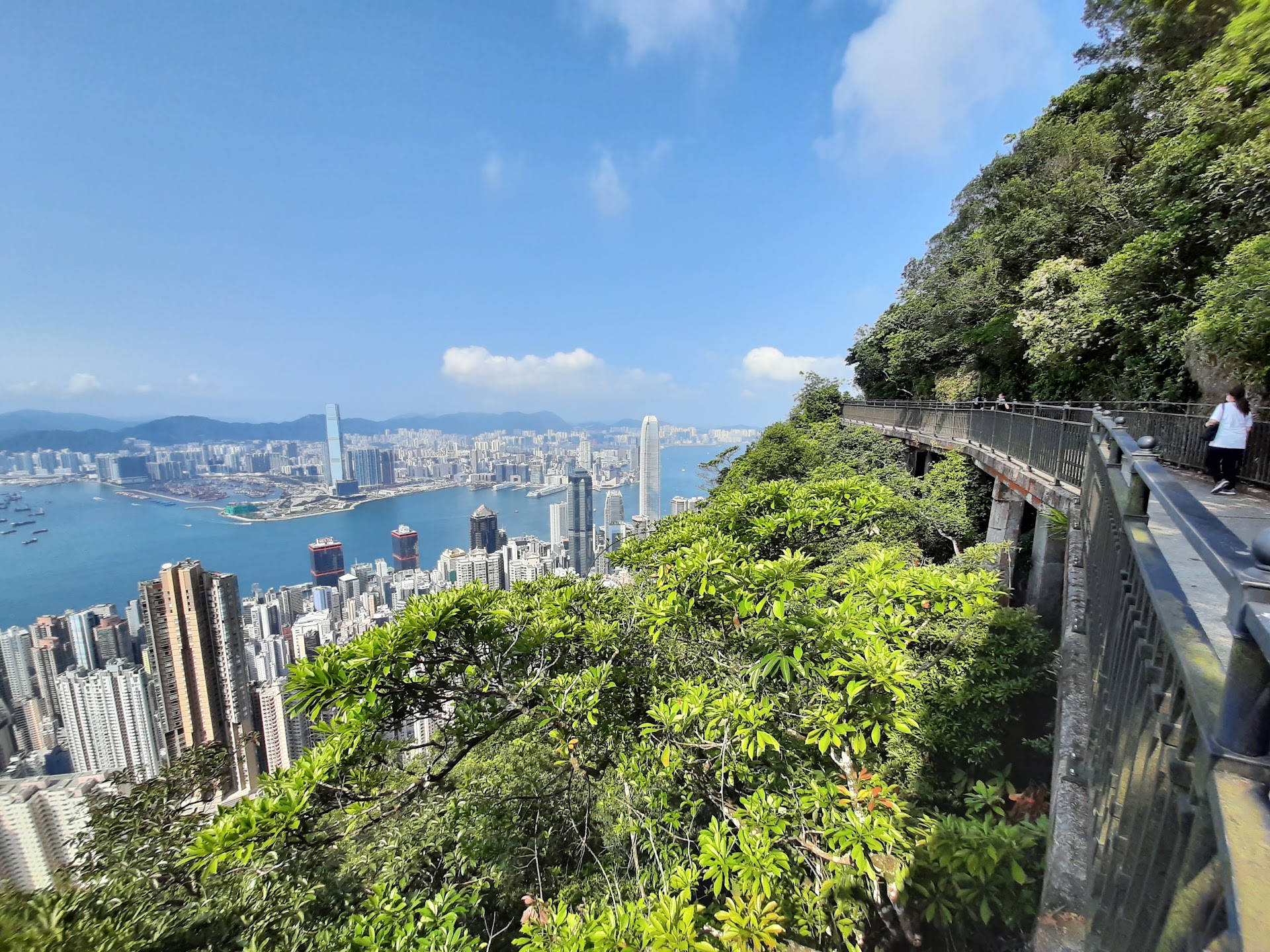 Victoria Peak Hong Kong: Ultimate Skyline Guide 2026