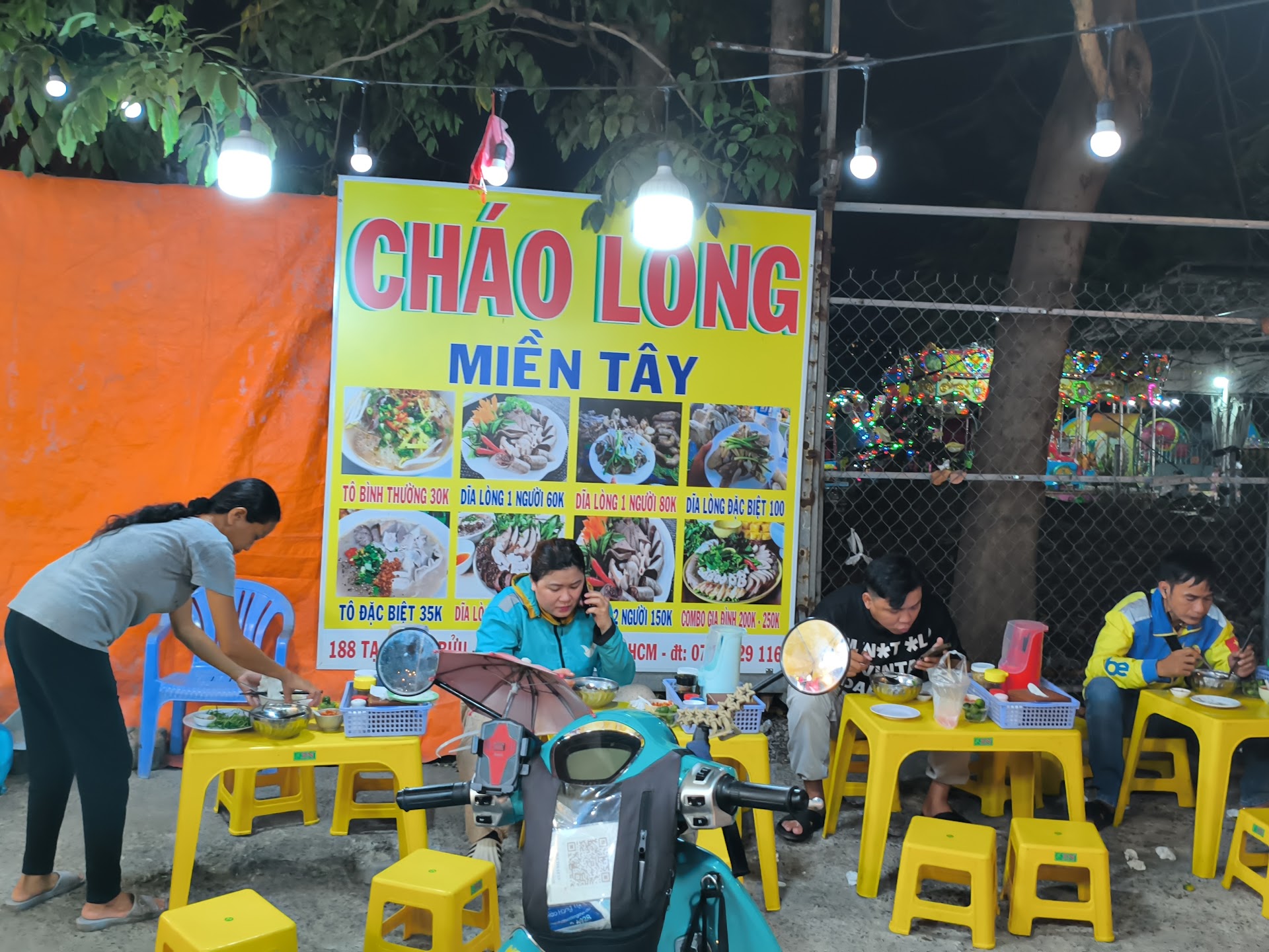 The Saigon Market That Starts at 4 AM — Before the City Wakes Up