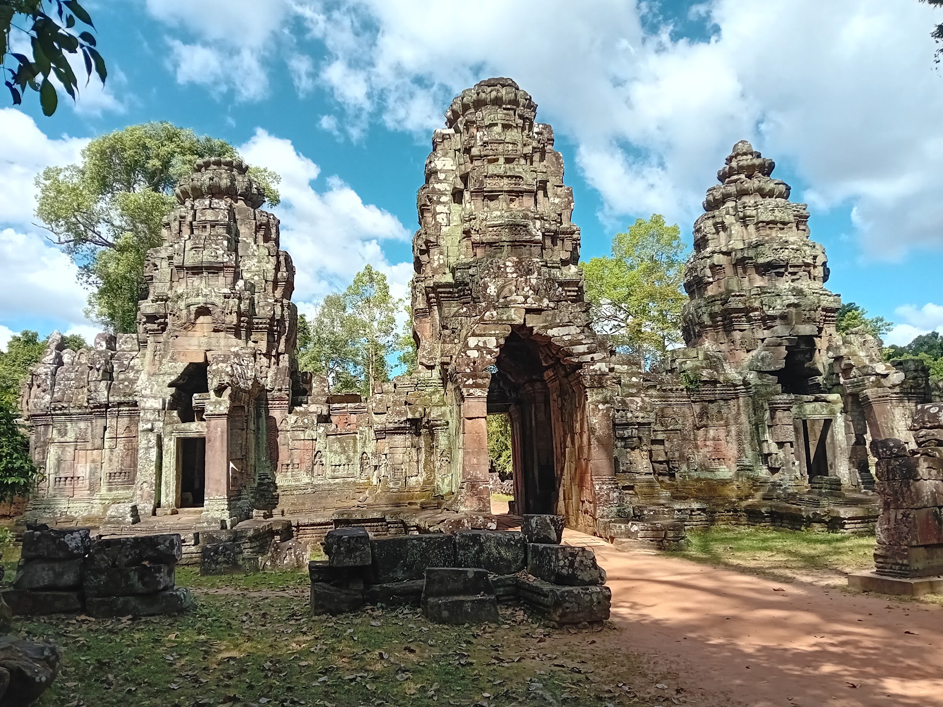 Siem Reap in One Day: The Angkor Route We'd Actually Walk