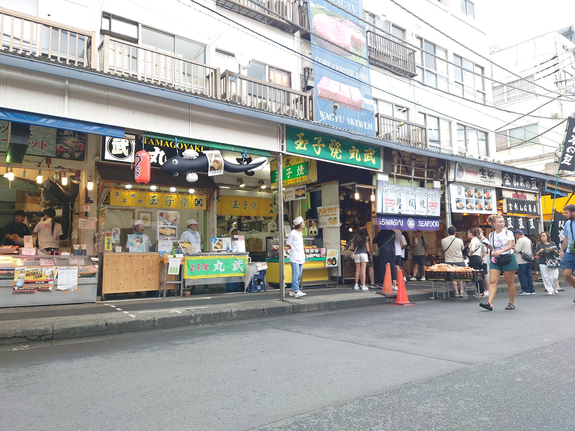 Tsukiji Outer Market: The Breakfast Route We'd Actually Walk