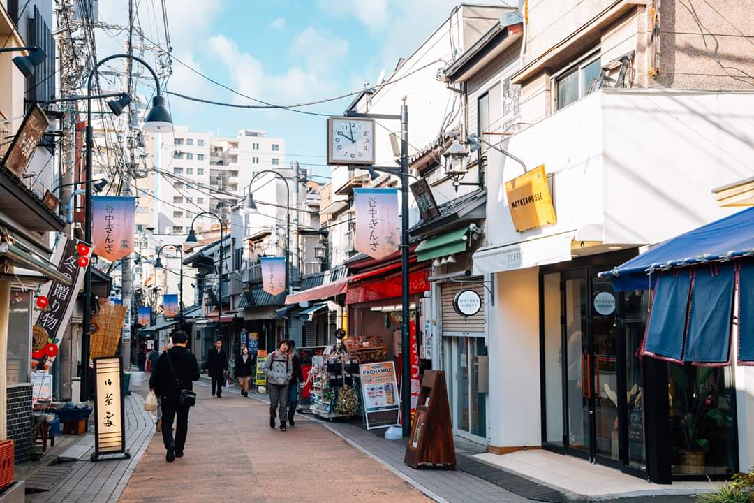 Tokyo's Quiet Neighborhood Nobody Routes: Yanaka Ginza Before 9 AM