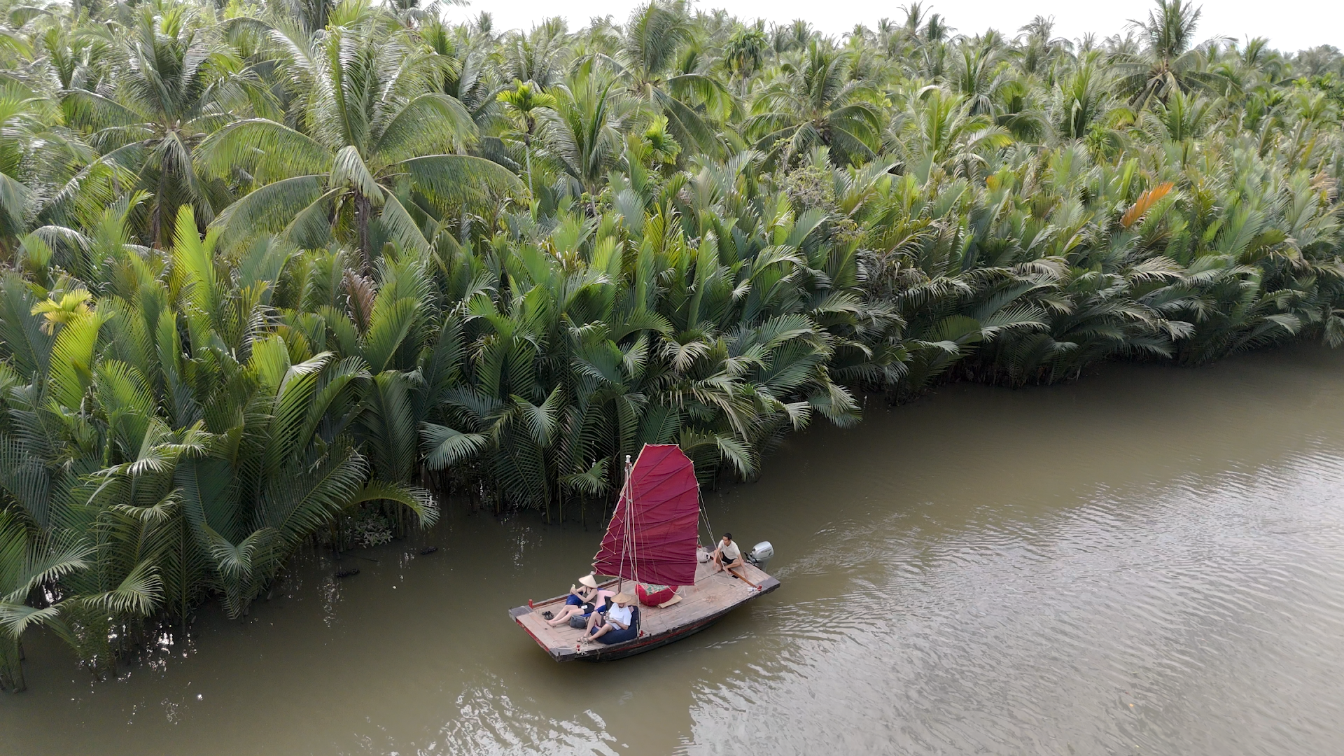 Mekong Delta Day Cruise: Floating Markets & Hidden Canals